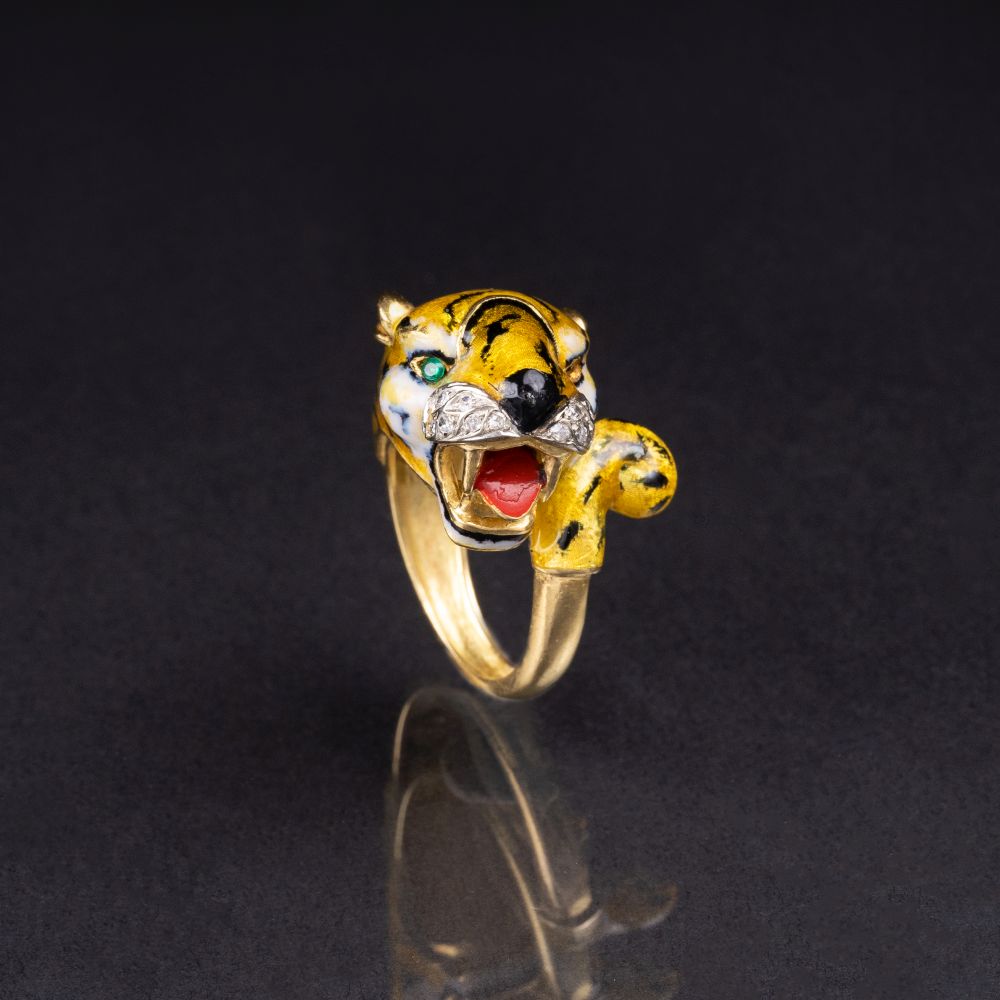A Gold Enamel Diamond Ring 'Tiger'