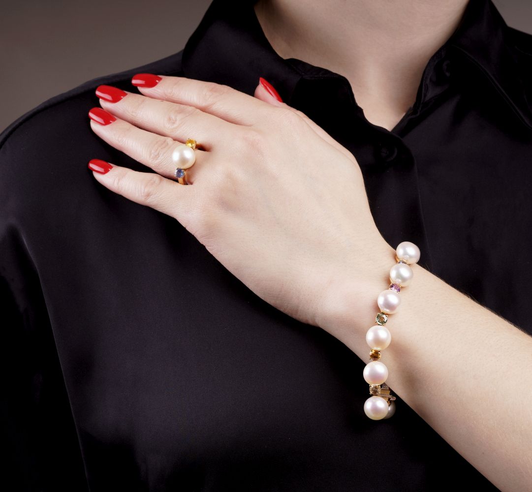 A Pearl Bracelet and Ring with coloured Sapphires - image 2