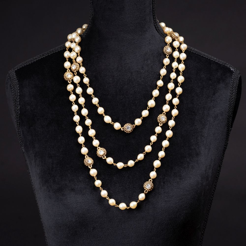 A Faux Pearls Sautoir