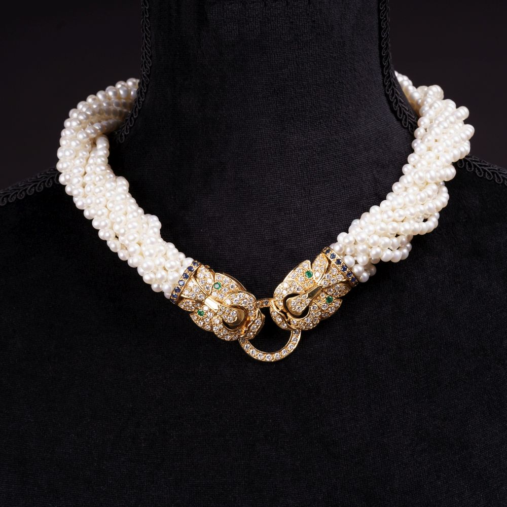 An extraordinary Pearl Necklace with Diamond Clasp 'Lions' - image 2