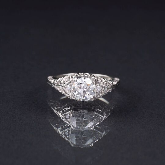 An Art-déco Diamond Ring