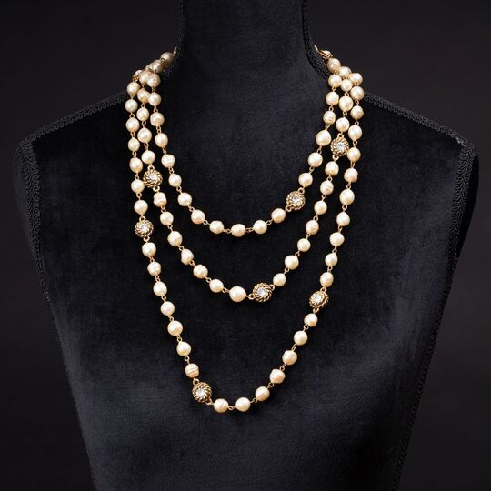 A Faux Pearls Sautoir