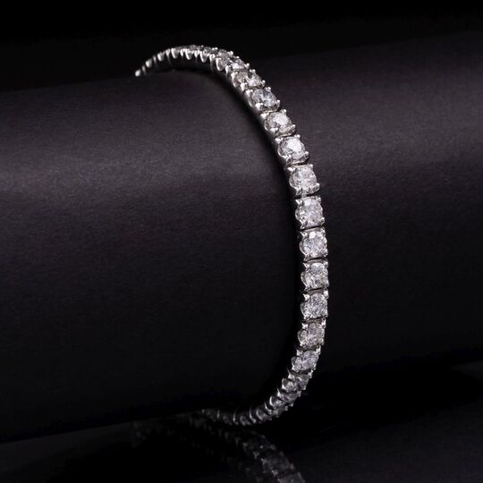 A fine Diamond Bracelet