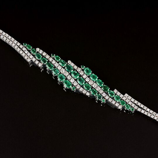 A fine Emerald Diamond Bracelet