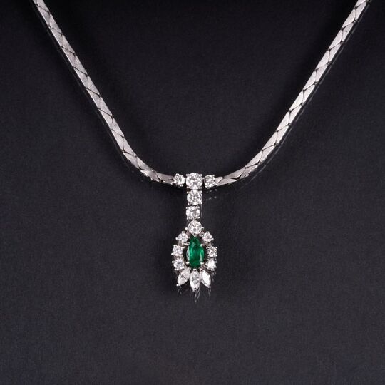 An Emerald Diamond Necklace