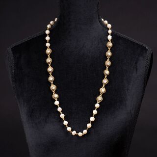 Faux Pearls Kette mit Kristallen