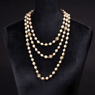 Faux Pearls Sautoir