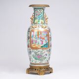 Große Kanton-Vase mit Bronzemontierung - Bild 2
