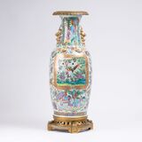 Große Kanton-Vase mit Bronzemontierung - Bild 4