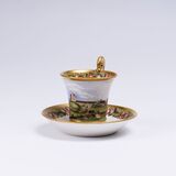 Tasse und Untertasse mit Schlossansicht