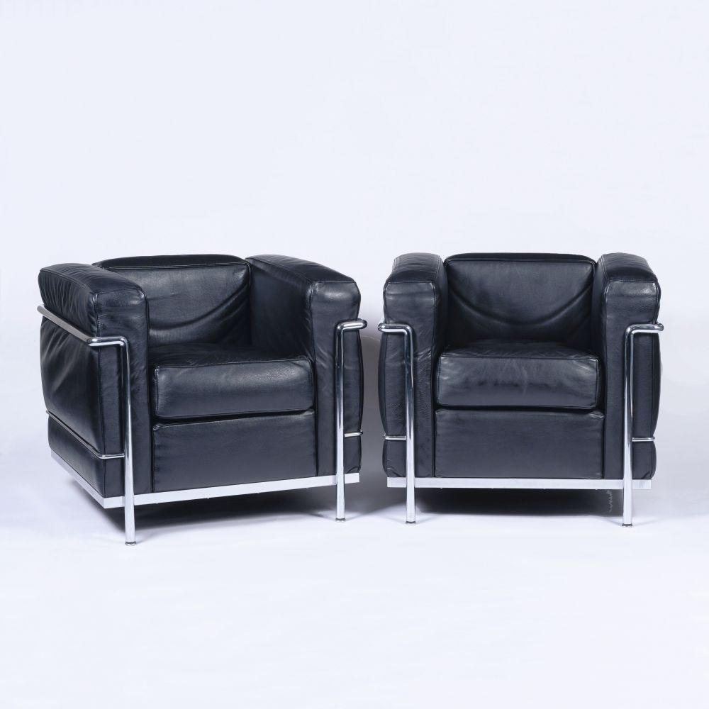 Le Corbusier & Jean Janneret & Charlotte Perriand - A Pair of lounge Chairs 'LC2' A Pair of lounge Chairs 'LC2'