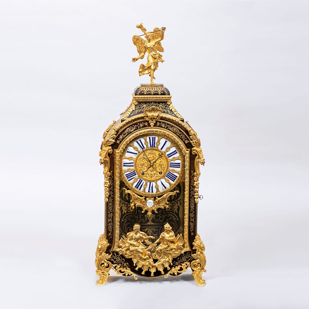 Prachtvolle, große Louis XV Boulle Carteluhr mit Konsole von Baltazar Paris Prachtvolle, große Louis XV Boulle Carteluhr mit Konsole von Baltazar Paris
