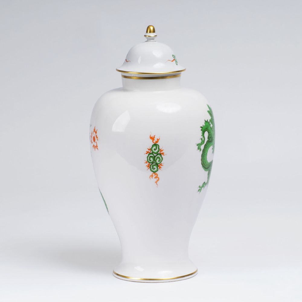 A Lidded Vase 'Green Dragon' - image 4