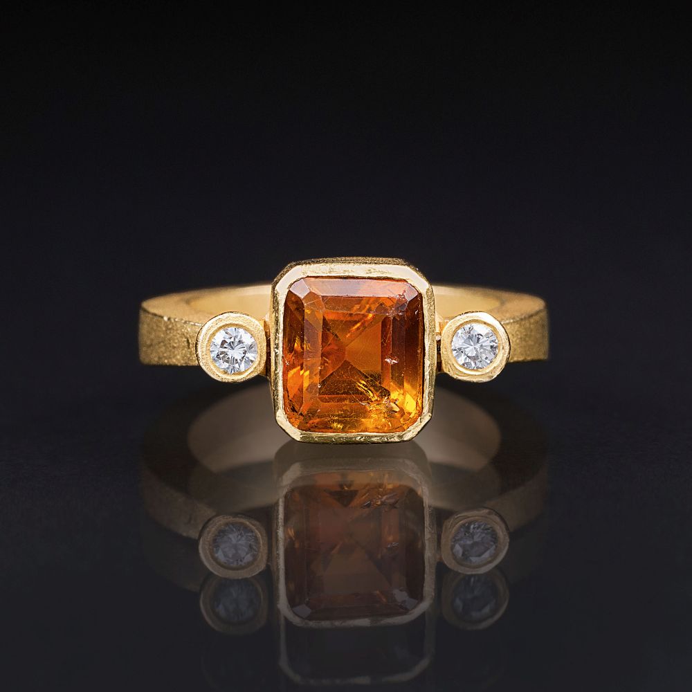 A Citrine Diamond Ring