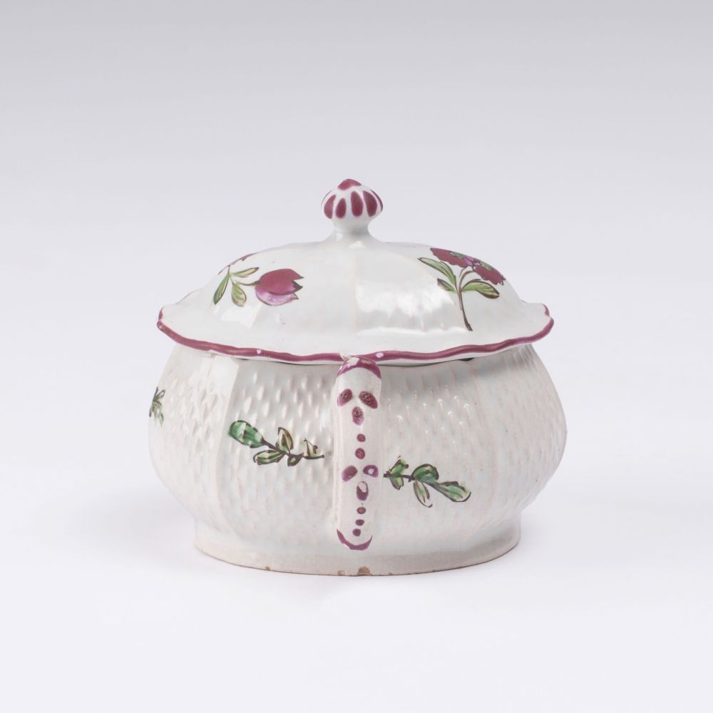 A Small Lidded  Fayence Cup with Bird  Painting - image 4