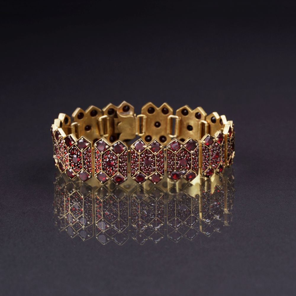 A Garnet Bracelet - image 2