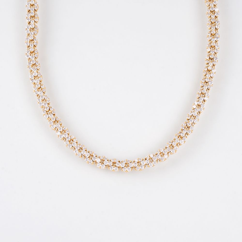 A highcarat Diamond Necklace - image 2