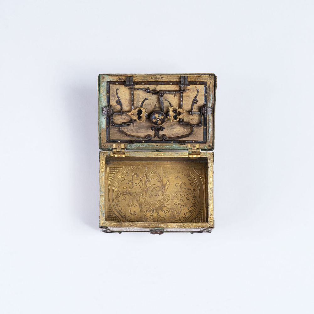 A rare Miniature Box - image 8