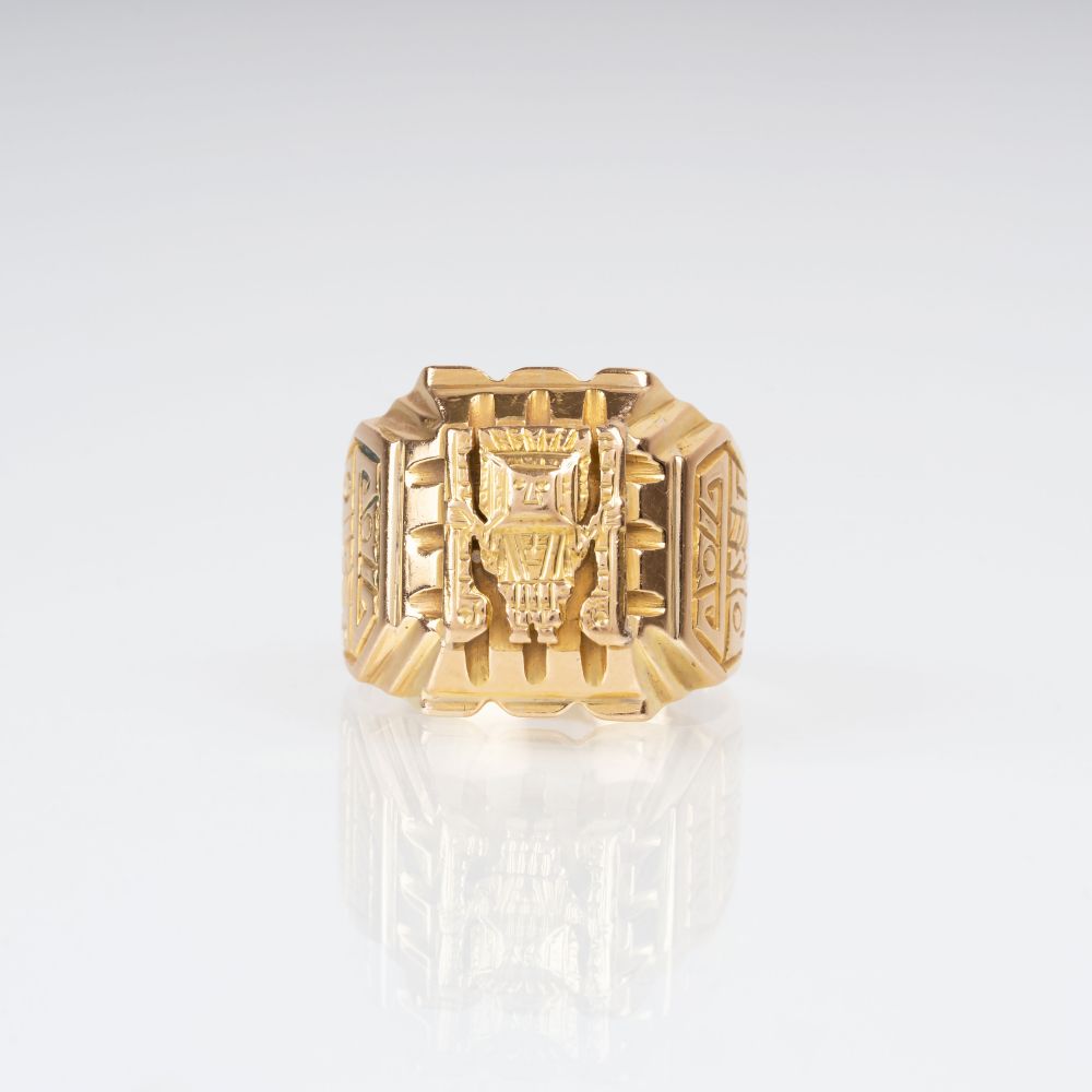 A Gentlemen's Gold Ring - image 3