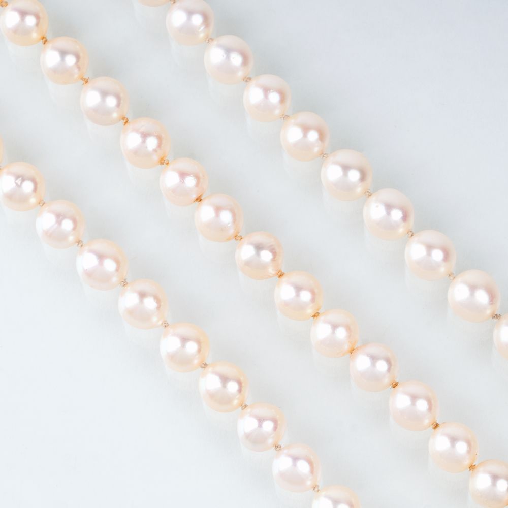 A long Pearl Necklace with Diamond Clasp - image 2