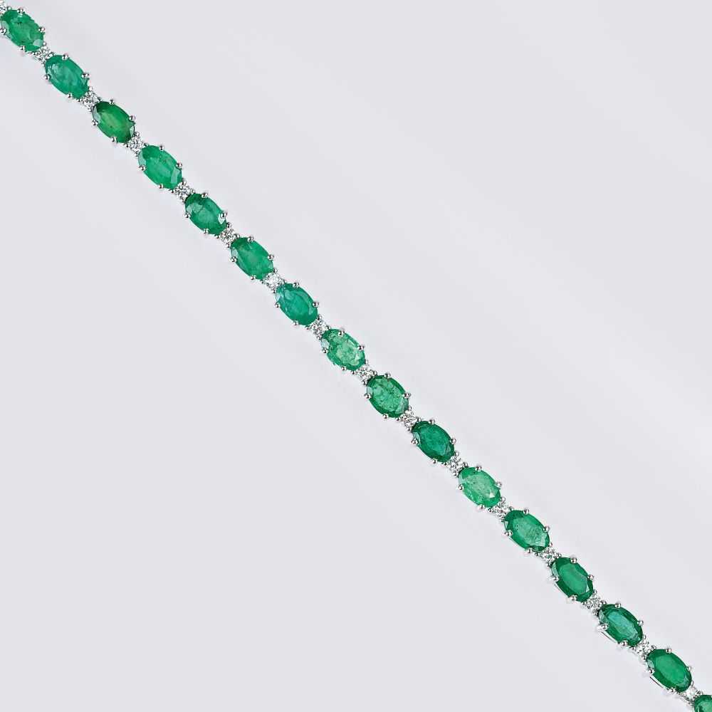 An Emerald Diamond Bracelet An Emerald Diamond Bracelet