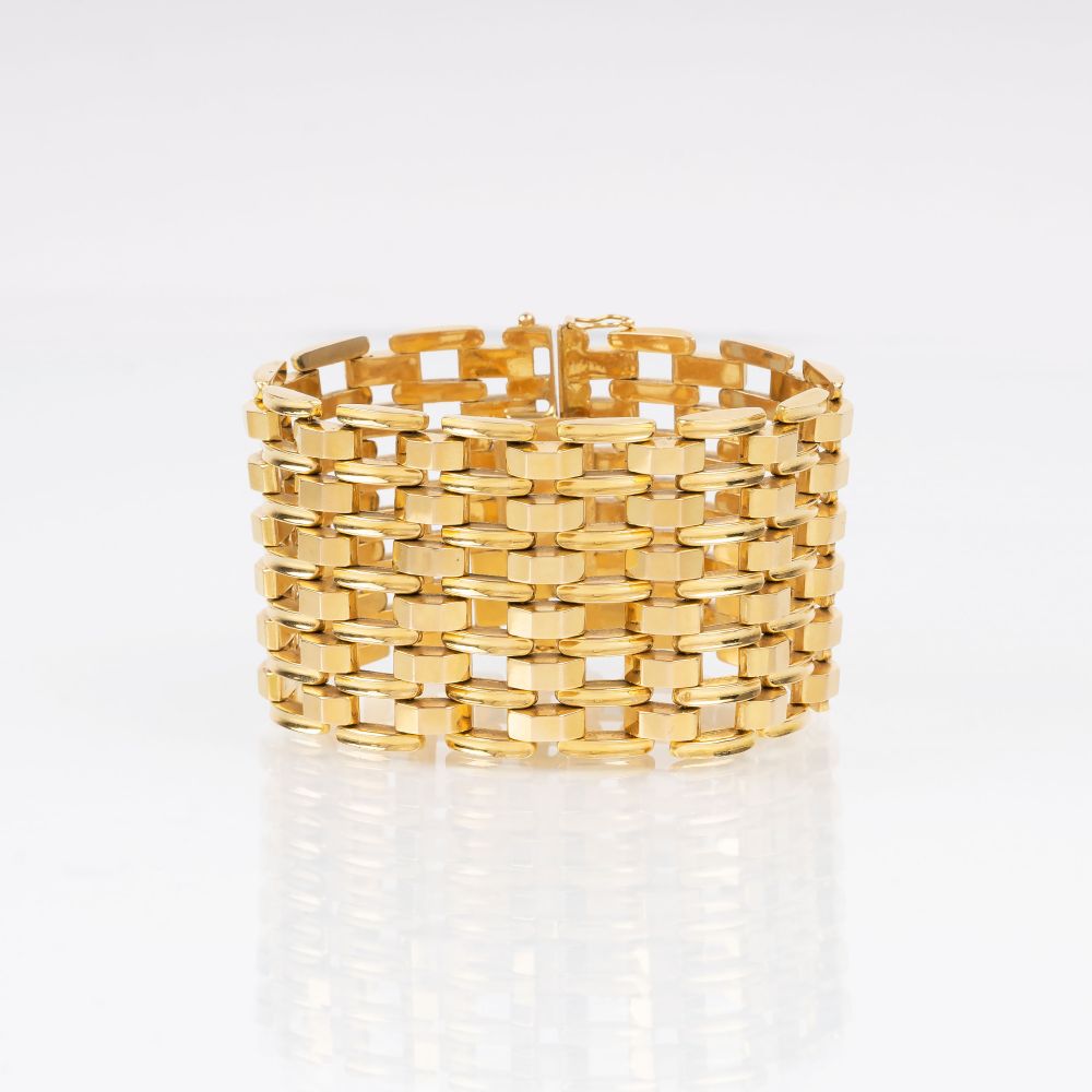 A Vintage Gold Bracelet - image 2