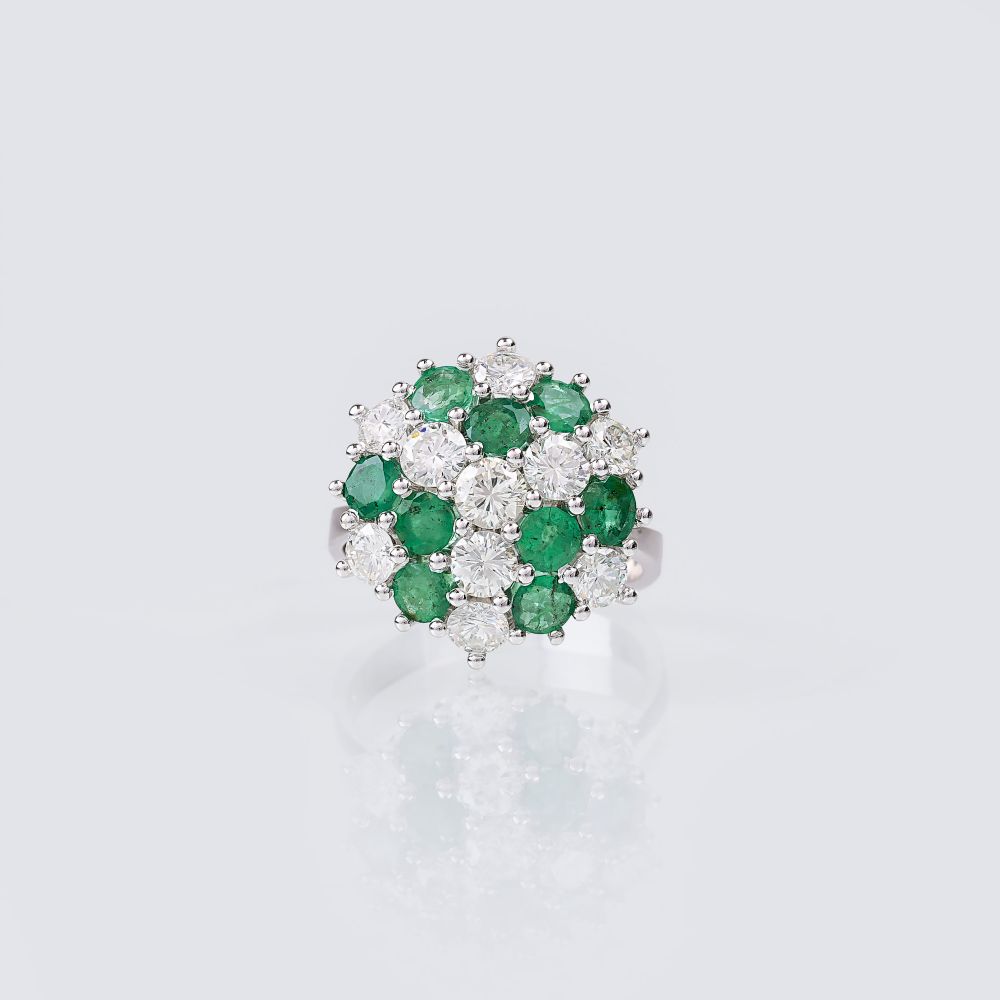 An Emerald Diamond Cocktailring - image 2