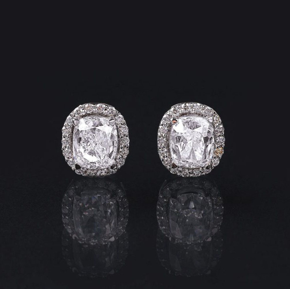 Paar hochfeiner Brillant-Ohrstecker mit River Diamanten Paar hochfeiner Brillant-Ohrstecker mit River Diamanten