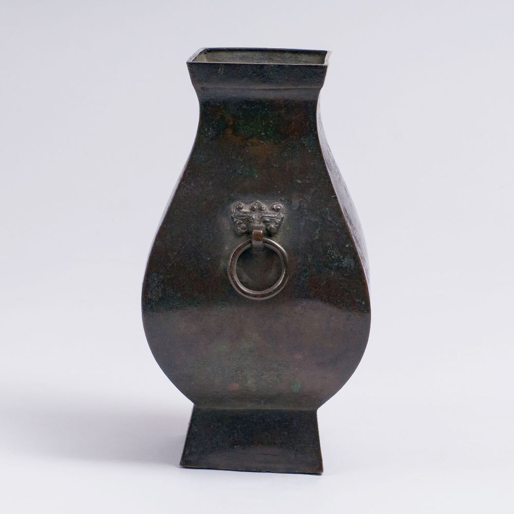 A Bronze Han-Style Fanghu Vessel - image 4