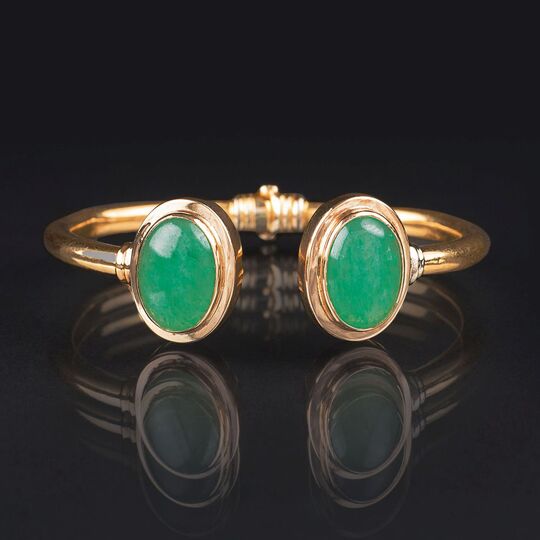 A CuffBangle with Chrysoprase