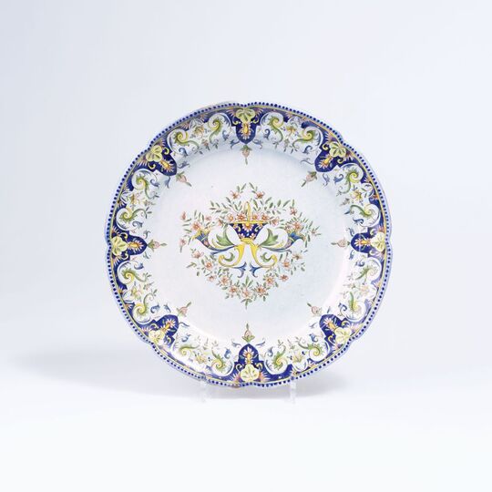 A Faience Plate with Lambreqins