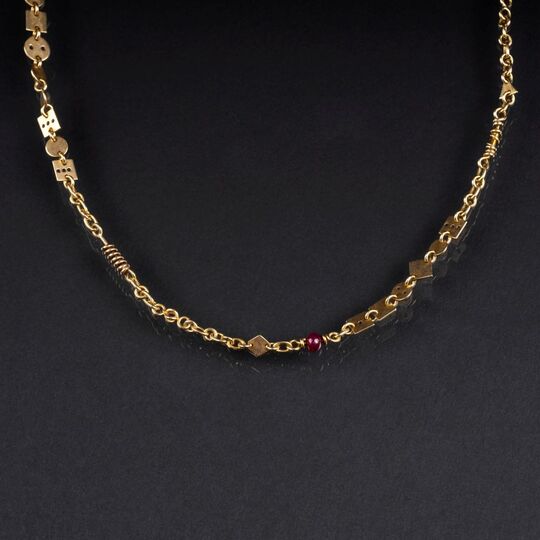 A petite Gold Necklace