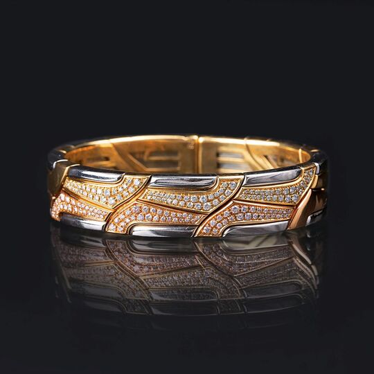 A Tricolour Bangle Bracelet with Diamonds 'Swan River Collection'