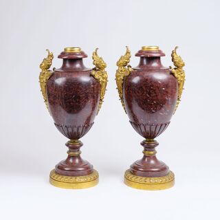 Paar großer Napoléon III  Marmor-Urnenvasen