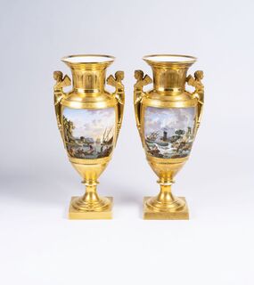 Paar feiner französischer Empire-Vasen