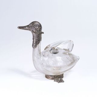 Schleissner & Söhne, gegr. 1816 in Hanau - A Liqueur Decanter in Shape of a Duck A Liqueur Decanter in Shape of a Duck
