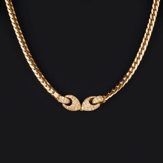 A Gold Necklace with Diamonds 'Carthage'
