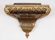 Prachtvolle, große Louis XV Boulle Carteluhr mit Konsole von Baltazar Paris - Bild 2