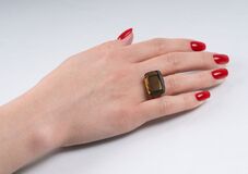 Moderner Rauchquarz-Ring mit Kleinstdiamant - Bild 5