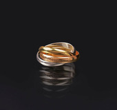 A Le Must De Trinity Gold Ring - image 1