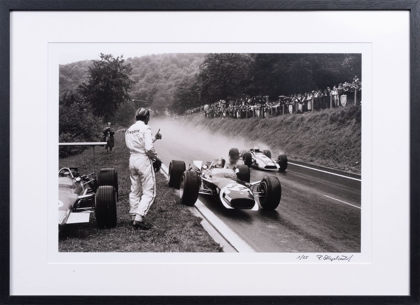 Graham Hill bowed out - image 2