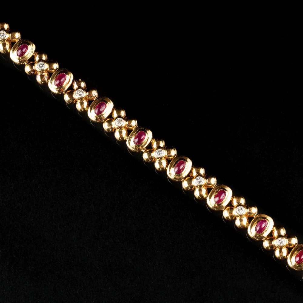 A Bracelet with Fubies and Diamonds