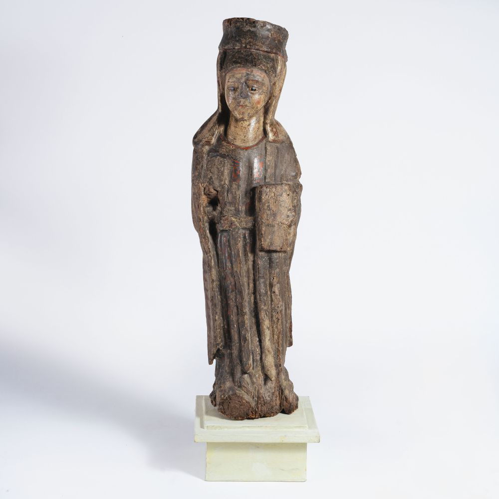 Romanische Heiligenfigur