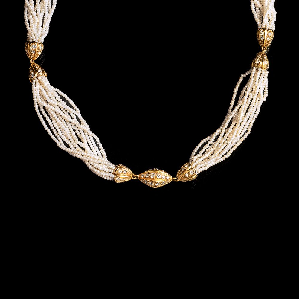 Juwelier Wilm - A petite Seedpearl Diamond Necklace A petite Seedpearl Diamond Necklace