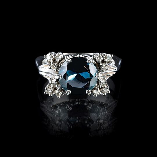 A Tourmaline Diamond Ring