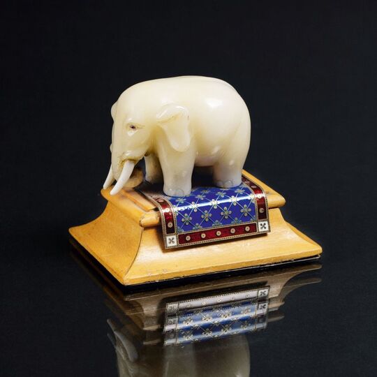 A small Russian Jade Figure 'Elephant'