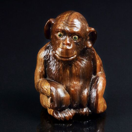 Russische Achat-Tierfigur 'Sitzender Schimpanse'