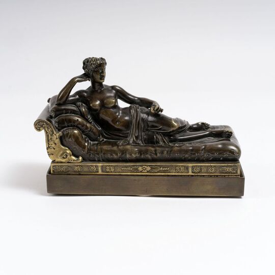 A Paperweight 'Paolina Borghese'