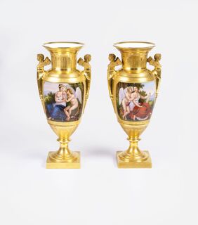 Paar feiner französischer Empire-Vasen