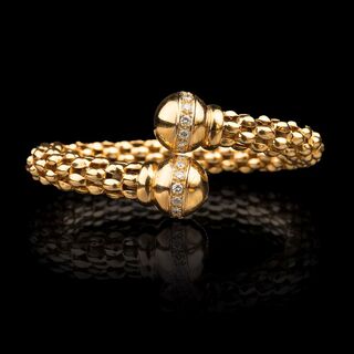 A Flexi Bracelet with Diamonds